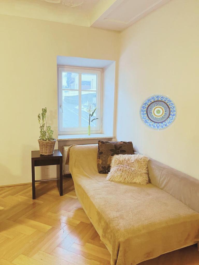 Taferne In Koestendorf - Ferienwohnung Monteurzimmer Ноймаркт-ам-Валлерзе Экстерьер фото