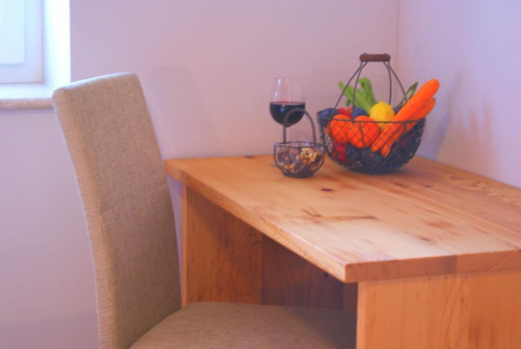 Taferne In Koestendorf - Ferienwohnung Monteurzimmer Ноймаркт-ам-Валлерзе Экстерьер фото